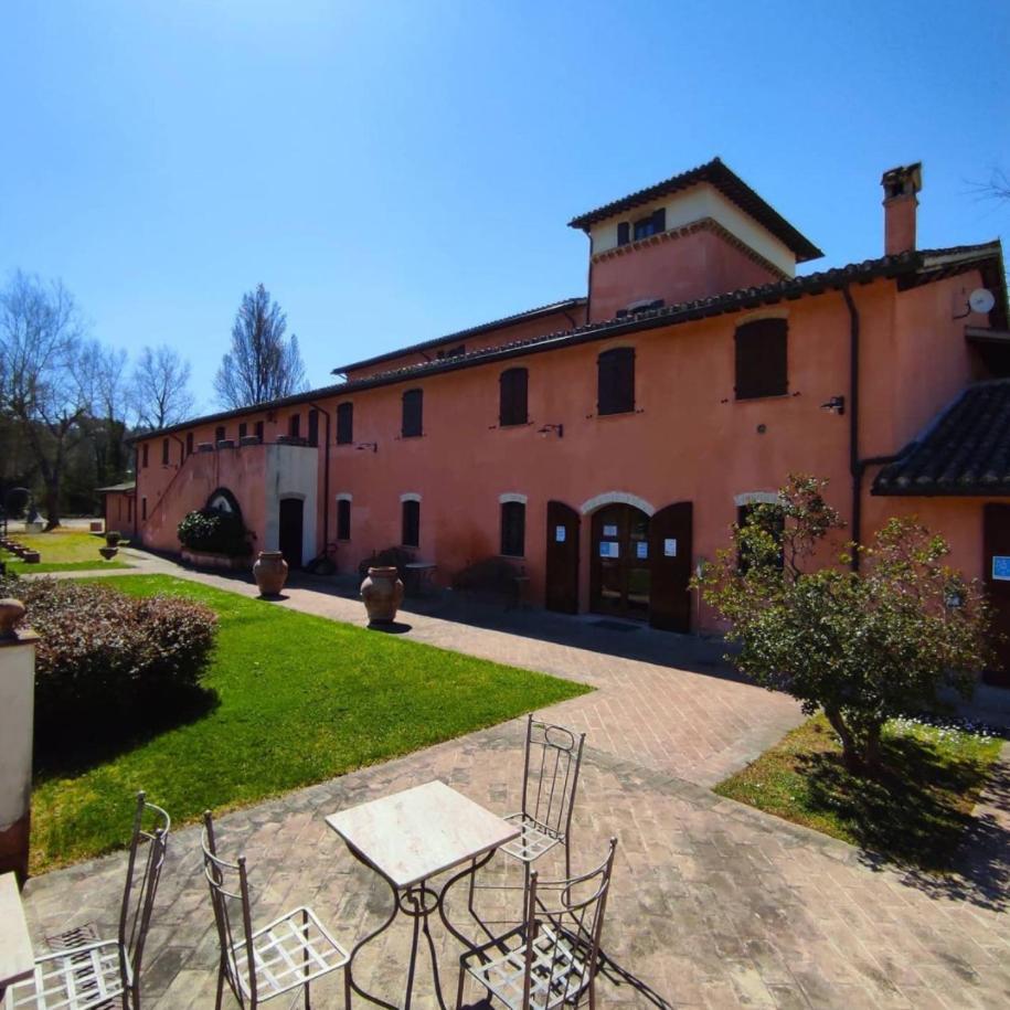Agriturismo Il Molino Antico - 5 Girasoli Сполето Екстер'єр фото