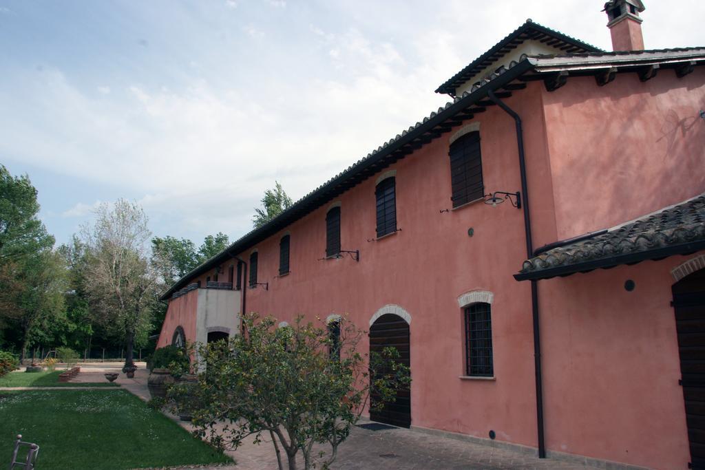 Agriturismo Il Molino Antico - 5 Girasoli Сполето Екстер'єр фото