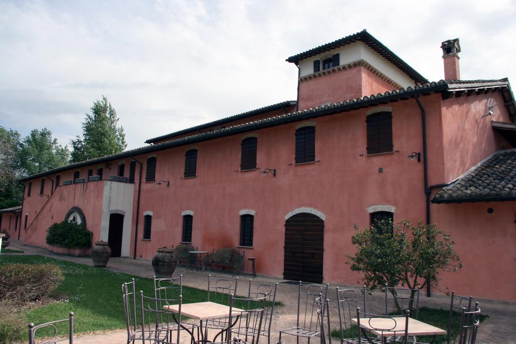 Agriturismo Il Molino Antico - 5 Girasoli Сполето Екстер'єр фото
