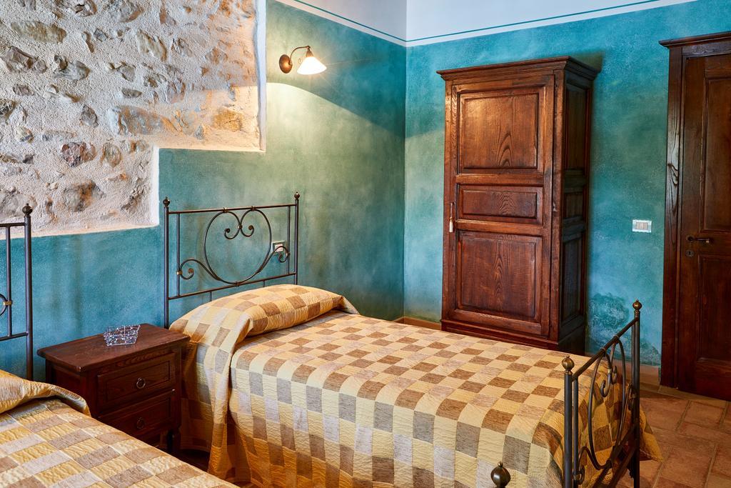 Agriturismo Il Molino Antico - 5 Girasoli Сполето Екстер'єр фото