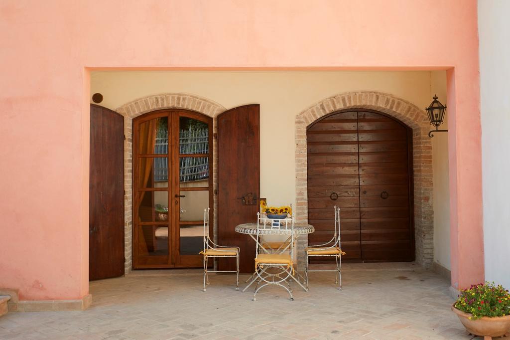 Agriturismo Il Molino Antico - 5 Girasoli Сполето Екстер'єр фото